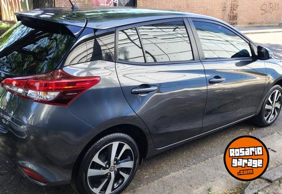 Autos - Toyota Yaris XLS CVT 2022 Nafta 25000Km - En Venta