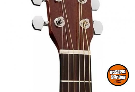 Instrumentos Musicales - Fender zurda - En Venta