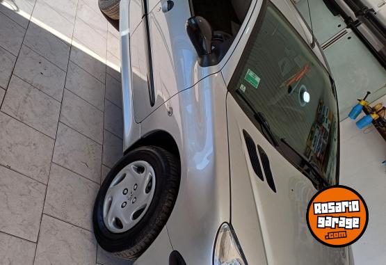 Autos - Peugeot 206 2009 Nafta 183000Km - En Venta