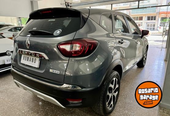 Autos - Renault Captur 2.0 Intens 2017 Nafta 68000Km - En Venta