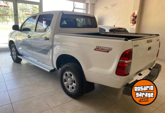 Camionetas - Toyota HILUX 2012 Diesel 138000Km - En Venta