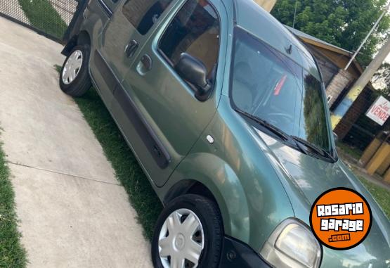 Utilitarios - Renault Kangoo 2007 Nafta 221000Km - En Venta