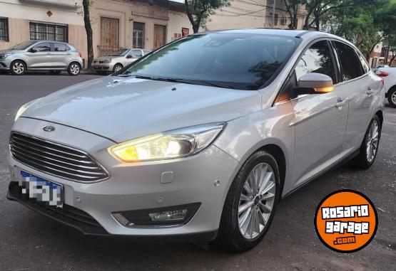 Autos - Ford Focus 2019 Nafta 43000Km - En Venta