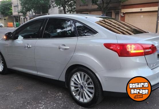 Autos - Ford Focus 2019 Nafta 43000Km - En Venta