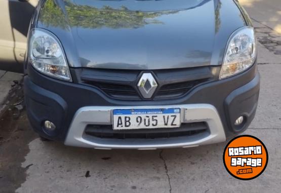 Utilitarios - Renault Kangoo 2017 Nafta 106000Km - En Venta