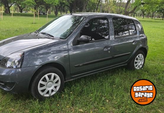 Autos - Renault Clio 2 authentique 2011 Nafta 126000Km - En Venta