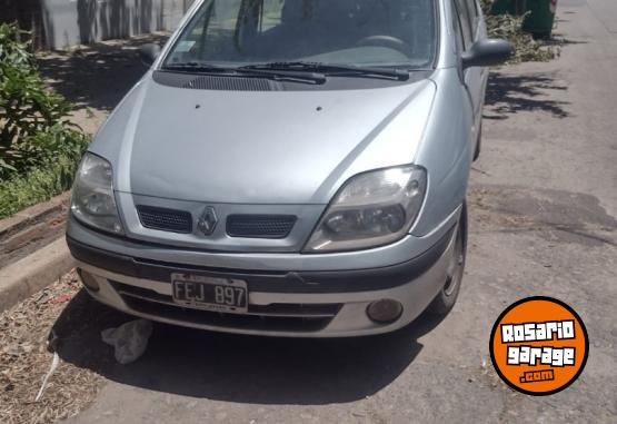 Autos - Renault Scenic 2005 Nafta 111111Km - En Venta