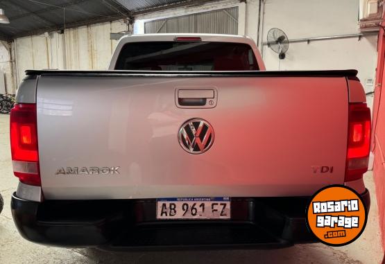 Camionetas - Volkswagen Amarok 2.0Tdi 4X2 Dc Com 2017 Diesel 109000Km - En Venta