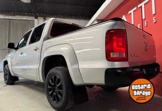 Camionetas - Volkswagen Amarok 2.0Tdi 4X2 Dc Com 2017 Diesel 109000Km - En Venta