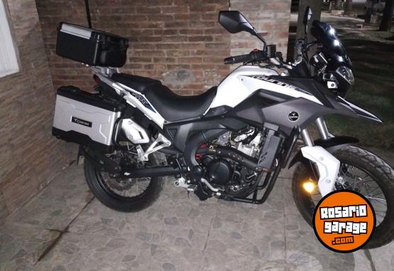 Motos - Corven Corben Triax 2022 Nafta 4800Km - En Venta