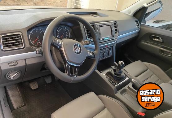 Camionetas - Volkswagen AMAROK HIGHLINE 2022 Diesel 40000Km - En Venta