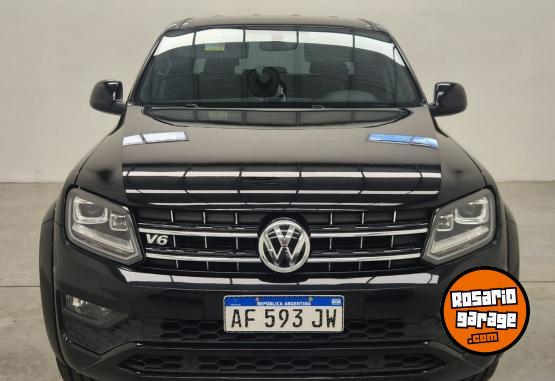 Camionetas - Volkswagen Amarok v6 hilux ranger 2022 Diesel 61000Km - En Venta