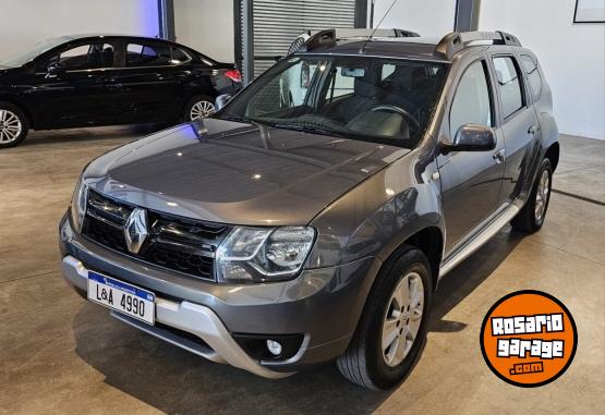 Camionetas - Renault DUSTER PRIVILEGE 1.6N NAV 2015 GNC 125000Km - En Venta