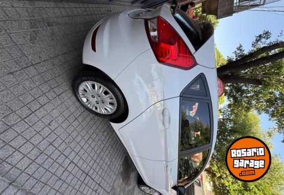 Autos - Ford Fiesta Kinectic S 2017 Nafta 118000Km - En Venta