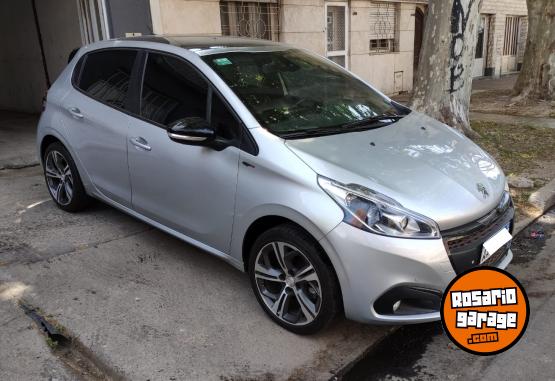 Autos - Peugeot 208 2016 Nafta 63000Km - En Venta