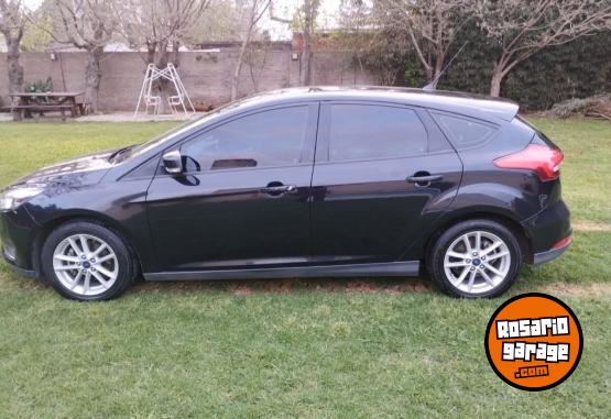 Autos - Ford Focus 2017 Nafta 92000Km - En Venta