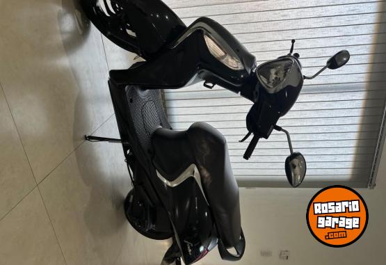 Motos - Yamaha Fascino 2021 Nafta 8400Km - En Venta