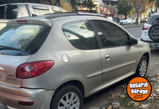 Autos - Peugeot 207 2008 Nafta 180000Km - En Venta