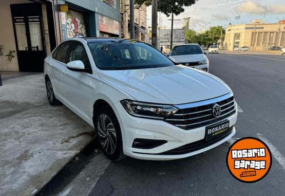 Autos - Volkswagen Vento 2019 Nafta 70000Km - En Venta