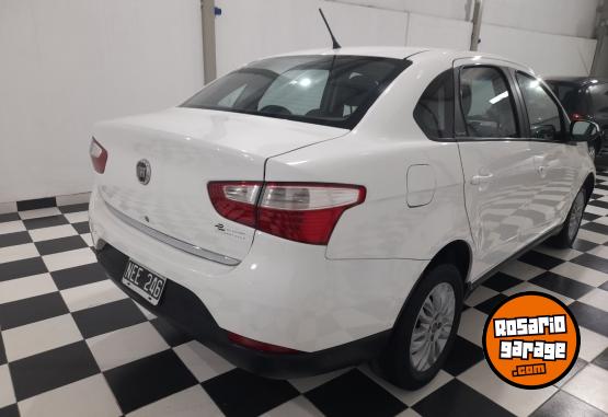 Autos - Fiat Siena 2013 GNC 160000Km - En Venta