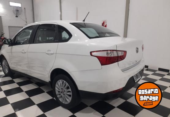 Autos - Fiat Siena 2013 GNC 160000Km - En Venta