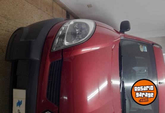 Utilitarios - Renault Kangoo 2010 GNC 150000Km - En Venta