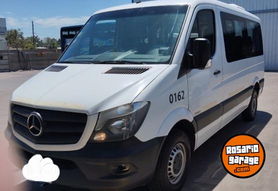 Camionetas - Mercedes Benz Sprinter 415. CDI Minibs 2018 Diesel 330000Km - En Venta