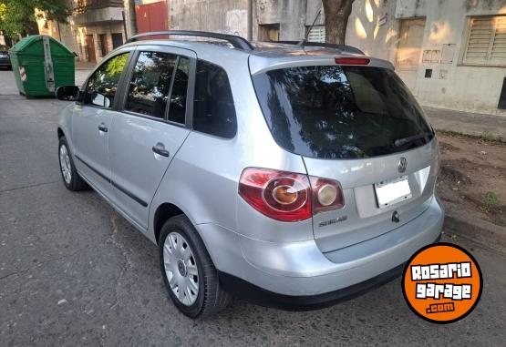 Autos - Volkswagen Suran Confortline 2010 Nafta 130000Km - En Venta