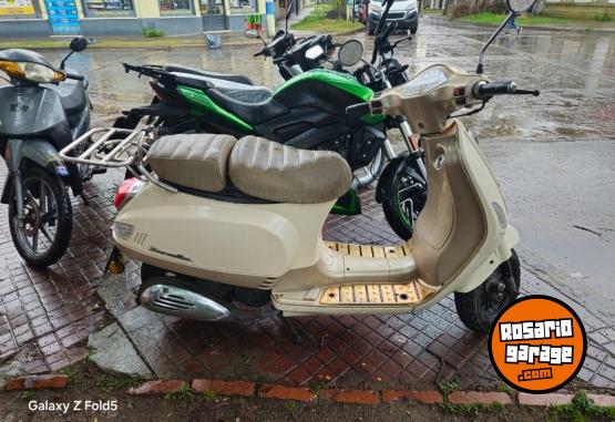 Motos - Zanella STYLER 150 EXCLUSIVE 2018 Nafta 30000Km - En Venta