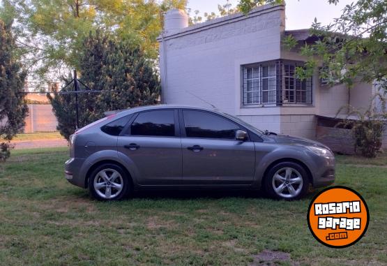 Autos - Ford Focus 2011 GNC 160000Km - En Venta