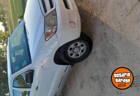 Camionetas - Toyota Hilux 2008 Diesel 352000Km - En Venta