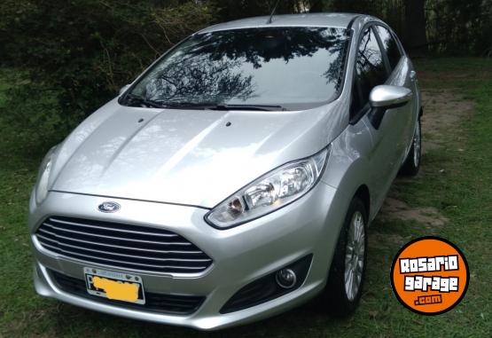 Autos - Ford Fiesta se powershift 2016 Nafta 96800Km - En Venta