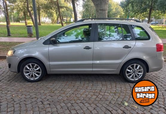 Autos - Volkswagen SURAN 1.6 8V 2013 GNC 119000Km - En Venta