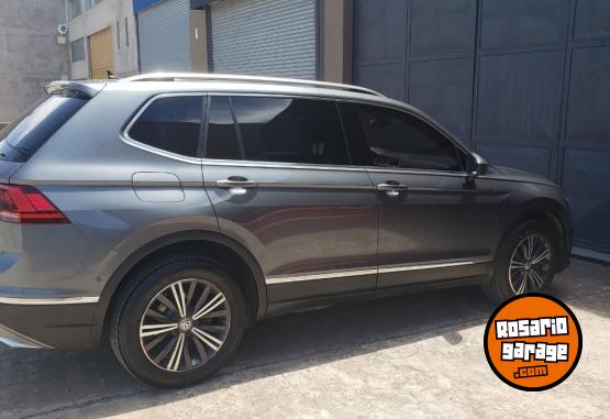 Camionetas - Volkswagen Tiguan 2019 Nafta 90000Km - En Venta