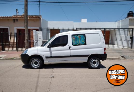 Utilitarios - Citroen Berlingo 2019 Diesel 140000Km - En Venta