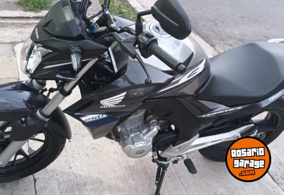 Motos - Honda Cb new twister  250 2020 Nafta 1588Km - En Venta