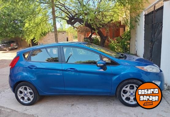 Autos - Ford FIESTA KINETIC 2011 Nafta 130000Km - En Venta