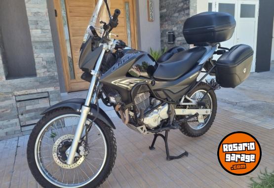 Motos - Honda Honda 400 2016 Nafta 19000Km - En Venta