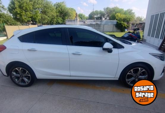 Autos - Chevrolet CRUZE - PREMIER 2021 Nafta 61000Km - En Venta