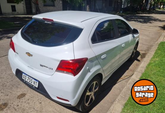 Autos - Chevrolet Onix ltz 2019 Nafta 64000Km - En Venta