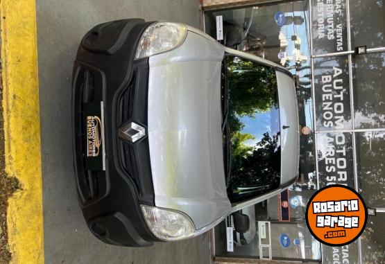 Utilitarios - Renault Kangoo 5 asientos 2014 Nafta 115000Km - En Venta