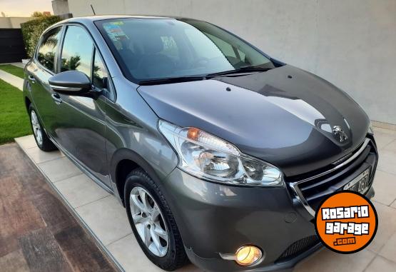 Autos - Peugeot 208 2014 Nafta 100000Km - En Venta