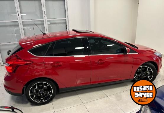 Autos - Ford FOCUS TITANIUM 2014 Nafta 71000Km - En Venta