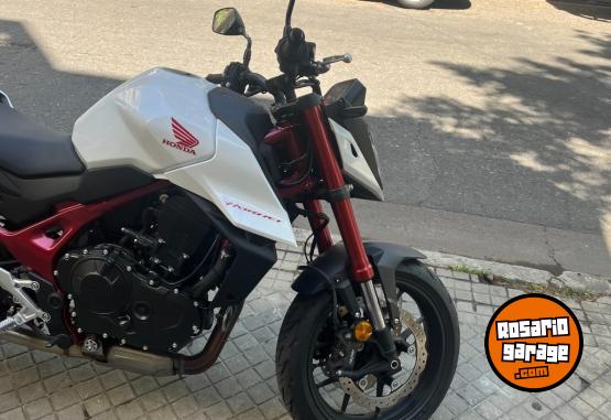 Motos - Honda HORNET 750 2024 Nafta 200Km - En Venta