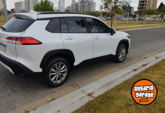 Autos - Toyota Corolla Cross xli 2023 Nafta 30000Km - En Venta