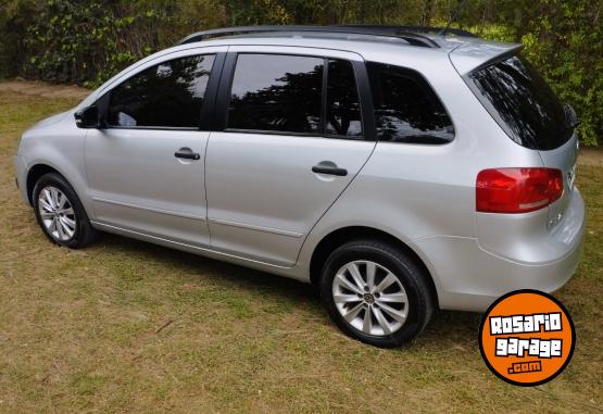 Autos - Volkswagen suran trendline 2011 GNC  - En Venta