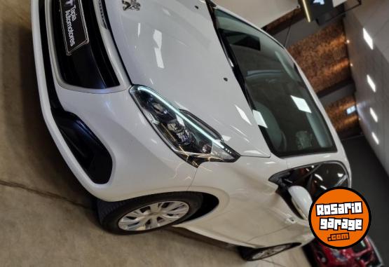 Autos - Peugeot 208 ACTIVE 5p 1.6l 2019 Nafta 55000Km - En Venta