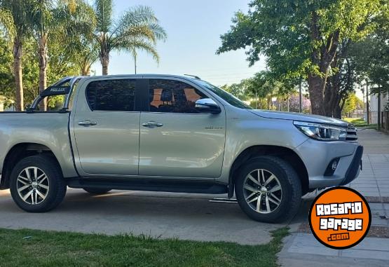 Camionetas - Toyota 2017 SRX 2017 Diesel 200000Km - En Venta