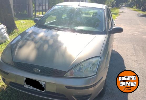 Autos - Ford Focus 2005 Nafta 161000Km - En Venta