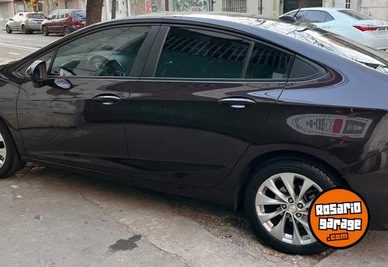 Autos - Chevrolet Cruze LT Sedan 4 ptas 2017 Nafta 68000Km - En Venta